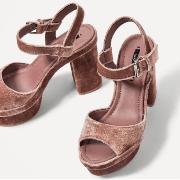 Chunky Velvet Heels - Picture 7 of 8